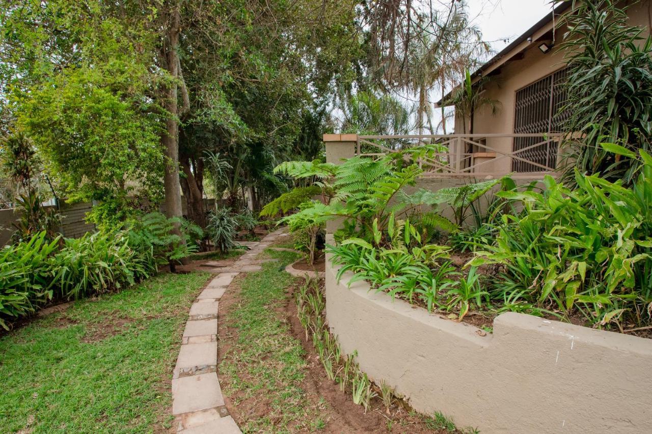 4 Gazelle Guesthouse Mbombela Exterior photo